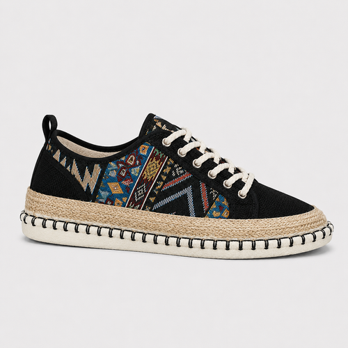 Tenis Nomad con Costuras Decorativas